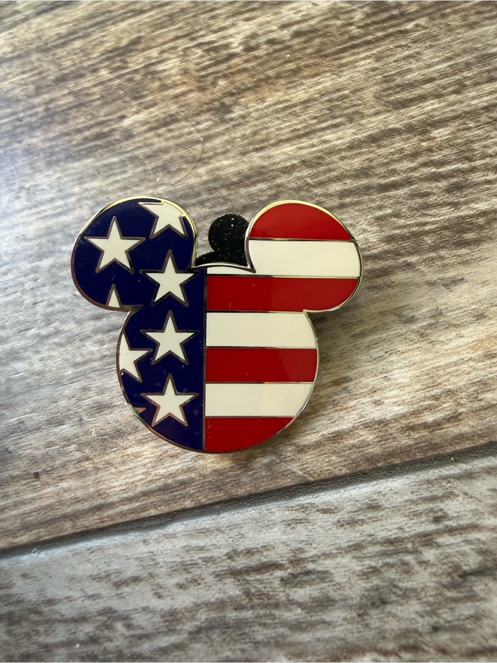 2 for $15 sale: Disney Mickey Mouse American Flag Pin Collectible (2002)